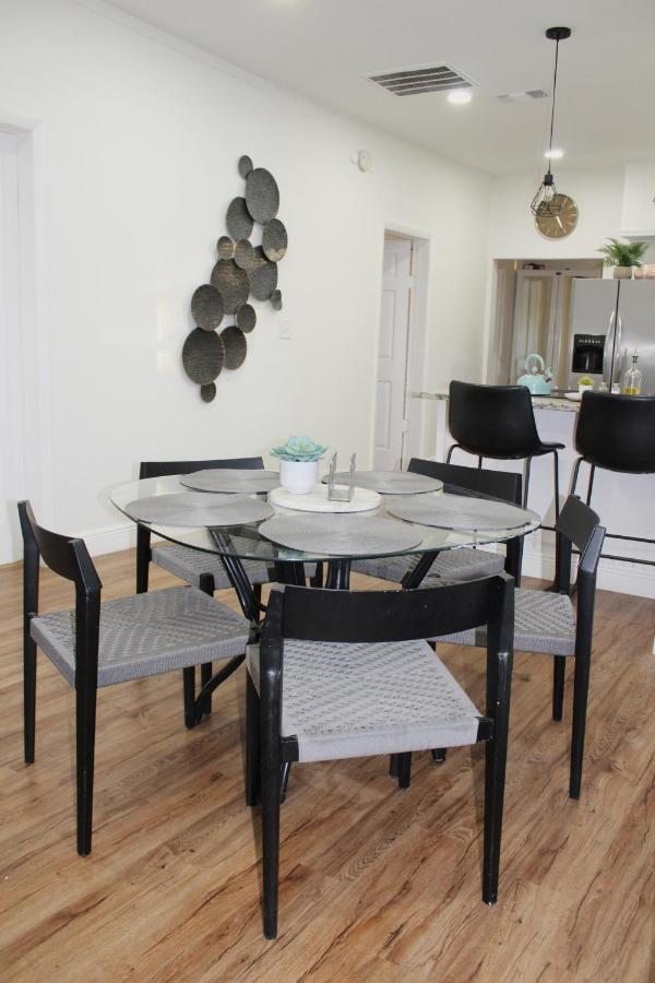 3 Bedroom Modern Ybor City Home- Pet Friendly تامبا المظهر الخارجي الصورة