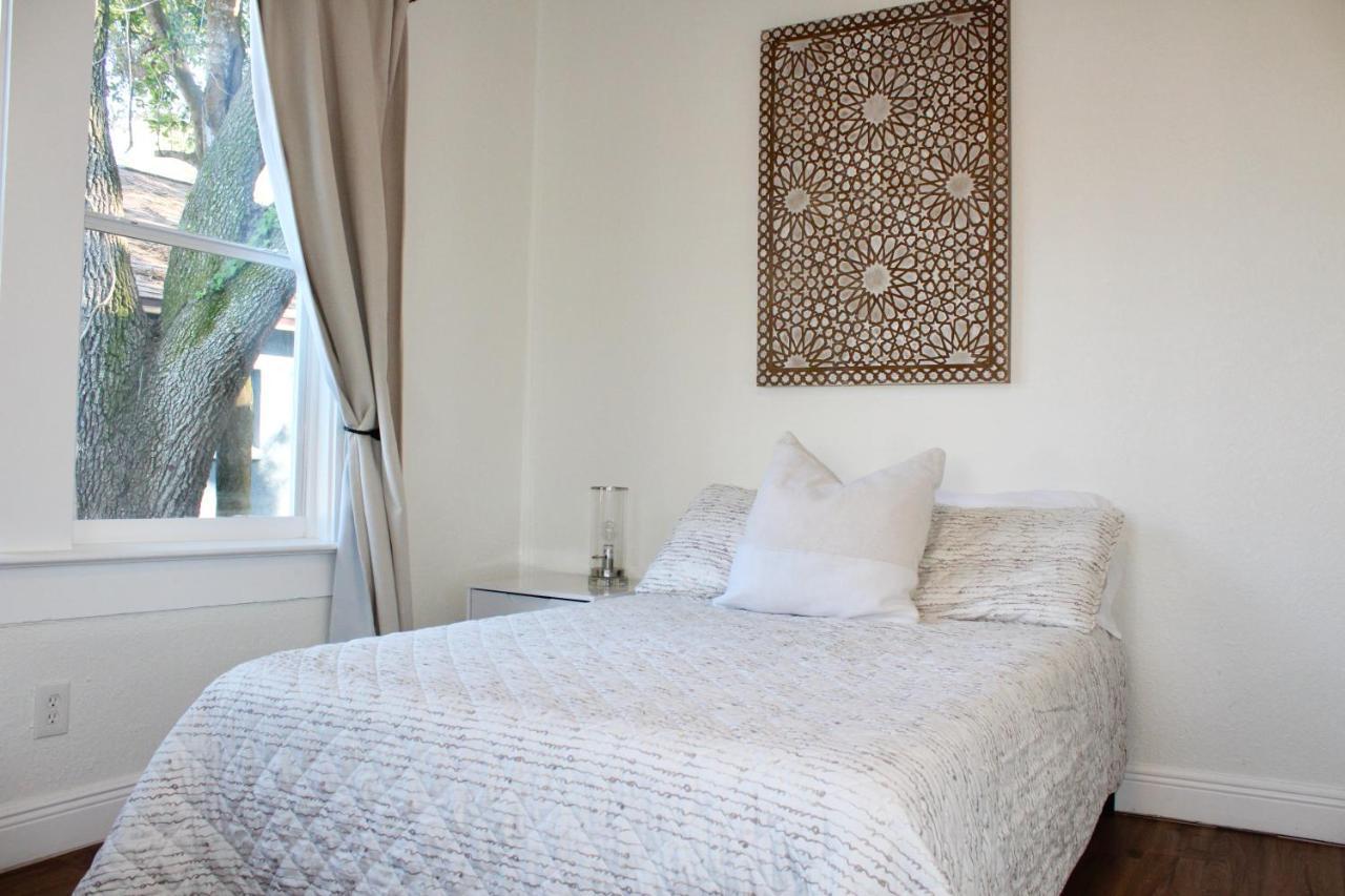 3 Bedroom Modern Ybor City Home- Pet Friendly تامبا المظهر الخارجي الصورة